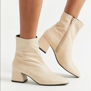 Cream Vagabond Alice Leather Boot